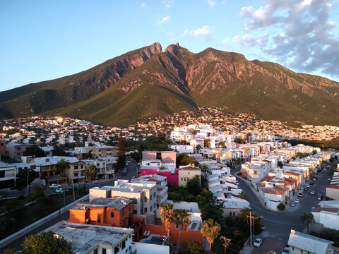 Panoramic view of an emblematic mountain in Monterrey