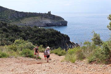 Marina di Camerota - Turisti per Cala Pozzallo