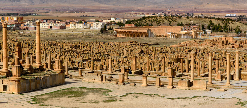 Panorama of Timgad, a Roman-Berber city in the Aures Mountains of Algeria. (Colonia Marciana Ulpia Traiana Thamugadi). UNESCO World Heritage Site