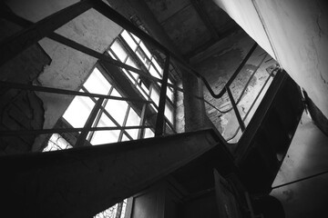 Fototapeta na wymiar black and white old staircase