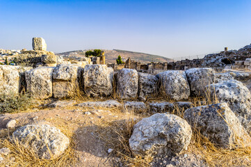 It's Roman ruins in the Jordanian city of Jerash, (Gerasa of Antiquity), capital and largest city...