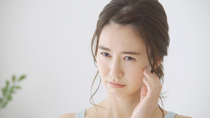 女性