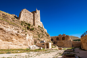 It's Walls of the Kerak Castle, a large crusader castle in Kerak (Al Karak) in Jordan.