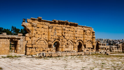 Fototapeta premium It's Zeus Temple, Ancient Roman city of Gerasa of Antiquity , modern Jerash, Jordan
