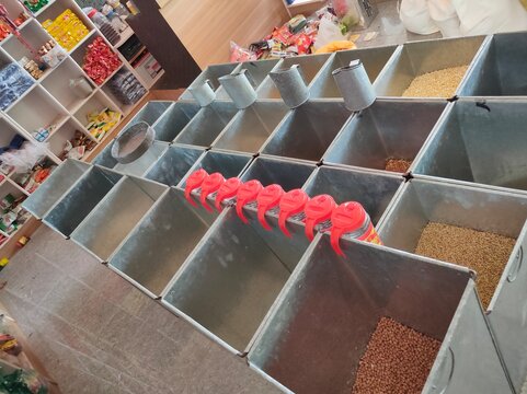 Shop up polic storage