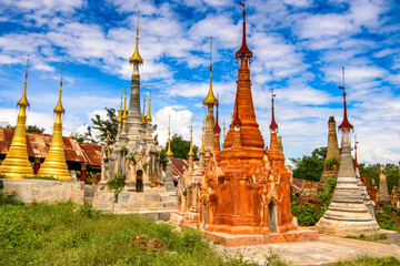 Naklejka premium It's Shwe Indein Pagoda, a group of Buddhist pagodas in the village of Indein, near Ywama and Inlay Lake in Shan State, Burma