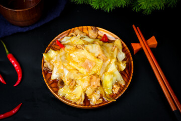 Stir fried slice cabbage and pork 