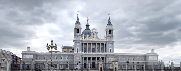 Fototapeta na wymiar Royal Palace of Madrid Spain
