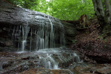 Wodospad Dusiołek na potoku Dusica, Beskid Mały, Polska