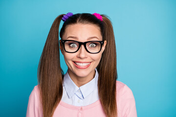 Close-up portrait of her she nice attractive lovely pretty funny girlish nerd cheerful cheery...
