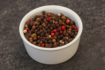 Peppercorn heap in the bowl
