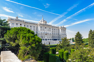 Fototapeta premium It's Side of the Royal Palace, Madrid Spain