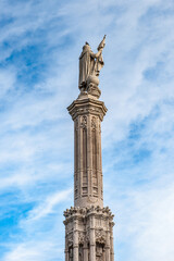 Fototapeta na wymiar It's Monument to Christopher Columbus on the Colon Square (plaza de Colon) in Madrid, Spain.