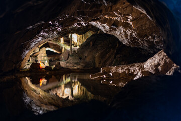 Beatus Höhle Berner Oberland Schweiz