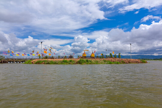 tilok aram temple, temple, asia, culture, lake, art, buddhism, famous, wat, summer, ancient, landscape, floating, destination, nature, thailand, landmark, travel, phayao, religion, cloud, island, old,