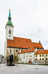 Fototapeta premium St. Martin's Cathedral, Old Town of Bratislava, Slovakia