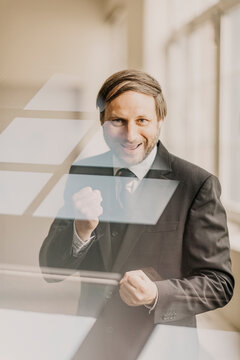 Europe, Germany, Hamburg, Hafencity, Businessman