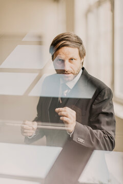 Europe, Germany, Hamburg, Hafencity, Businessman