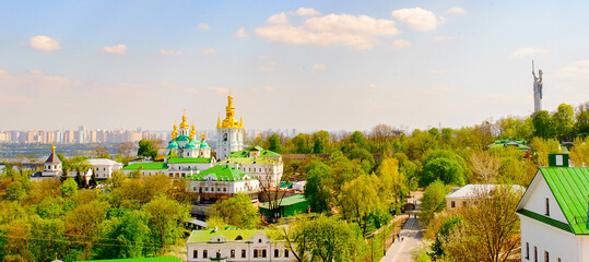 Fototapeta na wymiar Kiev-Pechersk lavra, Kiev, Ukraine