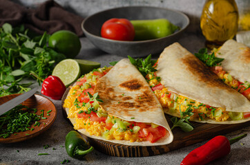 Scrambled eggs with tortillas