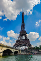 Fototapeta na wymiar It's Pont d'Iena (Jena Bridge) and the Eiffel tower, Paris, France