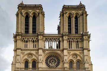 Fototapeta na wymiar It's Notre Dame de Paris (Our Lady of Paris) in Paris, France. It's a historic Catholic cathedral on the eastern half of the Île de la Cité