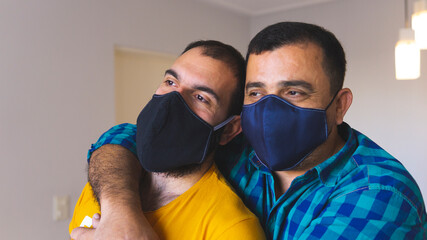 
Daily life of a gay couple during the covid-19 epidemic
