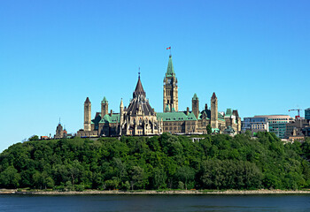 Fototapeta na wymiar Canadian Parliament buildings on a sunny day