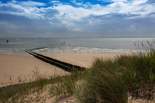 「Badstrand」の写真素材 | 240件の無料イラスト画像 | Adobe Stock