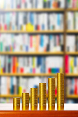 お金と本棚背景