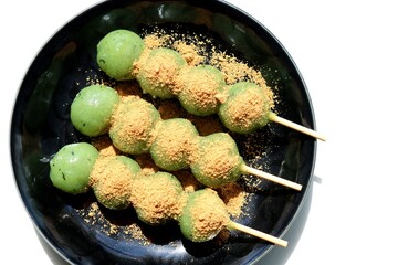 和菓子　草団子　きなこ