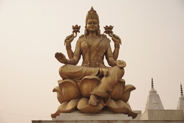 maha lakshmi statue devi image