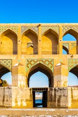Papier Peint photo autocollant Pont Khadjou C& 39 est le pont de Khaju, sans doute le plus beau pont de la province d& 39 Ispahan, en Iran. Il a été construit par le roi persan safavide, Shah Abbas II, vers 1650 CE