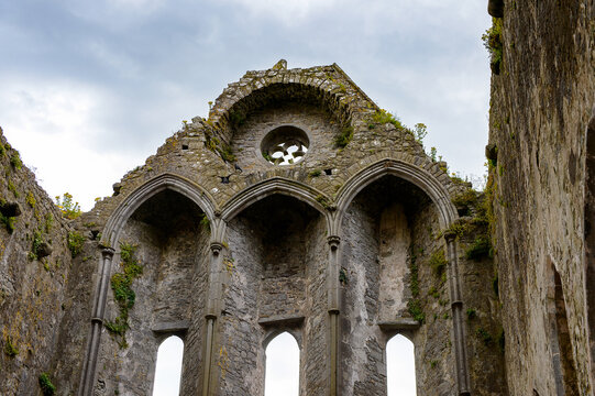 Chapel of King Cormac Mac Carthaigh on the Rock of Cashel (Carraig Phadraig), Cashel of the Kings and St. Patrick's Rock
