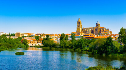 Obraz premium It's Old City of Salamanca, UNESCO World Heritage. And river Tormes, Salamanca, Spain