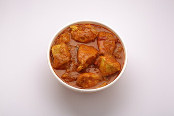 Chicken curry_wooden vessel