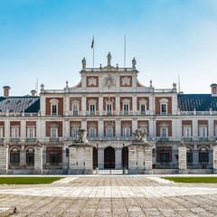Obraz premium It's Royal Palace of Aranjuez, a residence of the King of Spain, Aranjuez, Community of Madrid, Spain. UNESCO World Heritage