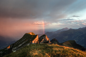 Fototapeta premium Regenbogen über Sarganserland, Schweiz