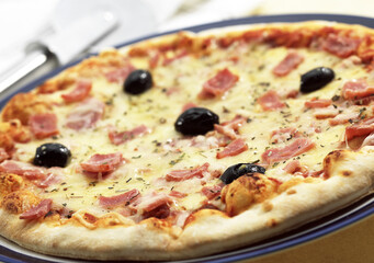 PIZZA