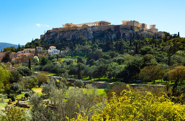 Obraz premium Athens and its historical monuments