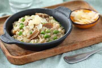 Pearl barley, mushroom, and green pea risotto