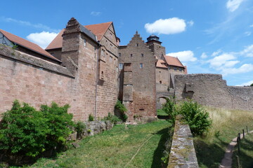 Fototapeta na wymiar Burg Breuberg - Märchenburg im Odenwald