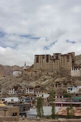 Fototapeta na wymiar Wonderful Ancient Tibetan Palace of Leh, a famous tourist destination of the Tibetan region of Ladakh in India