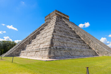 El Castillo (Temple of Kukulcan),  a Mesoamerican step-pyramid, Chichen Itza. It was a large pre-Columbian city built by the Maya people of the Terminal Classic period. UNESCO World Heritage
