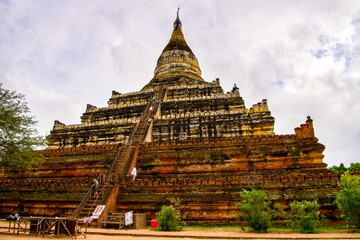 It's Bagan Archaeological Zone, Burma. One of the main sites of Myanmar.