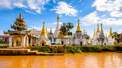 Naklejka premium It's A temple over the Lake Inle, Myanmar