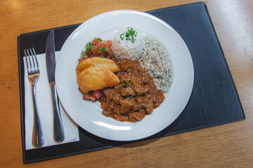 meat rice and farofa