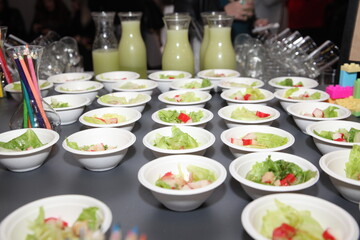 salad bowls