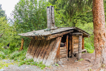 Log cabin near Ala Kul lake in Kyrgyzstan © Matyas Rehak