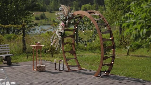 decorated arch on the exit registration. Decor exit registration in nature